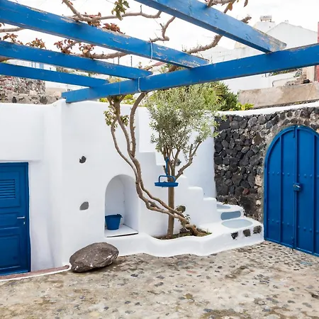 Gemini Cave Tzimara ,with Mini Plunge Pool And Hot Tub * Oia