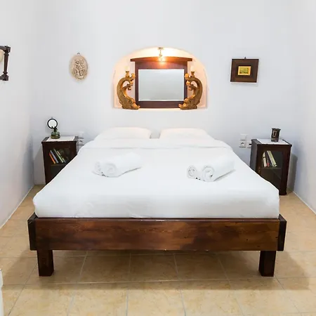 Gemini Cave Tzimara ,with Mini Plunge Pool And Hot Tub 別荘 *