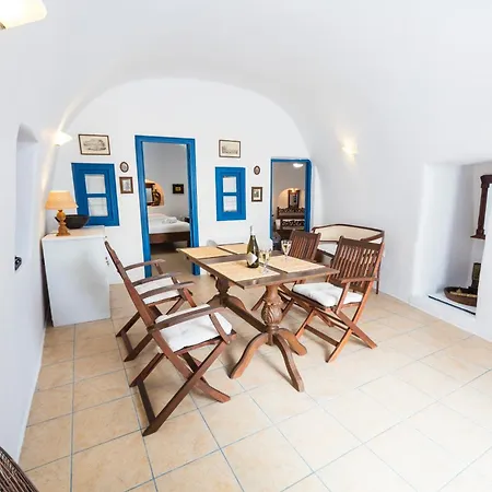 Gemini Cave Tzimara ,with Mini Plunge Pool And Hot Tub * Oia