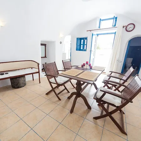 Gemini Cave Tzimara ,with Mini Plunge Pool And Hot Tub * Oia